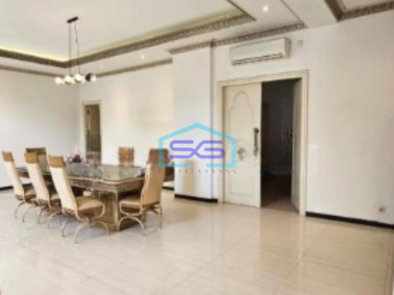 Dijual Ruang Usaha Komersial Bangunan Baru Gress Surabaya Pusat LT 580m2