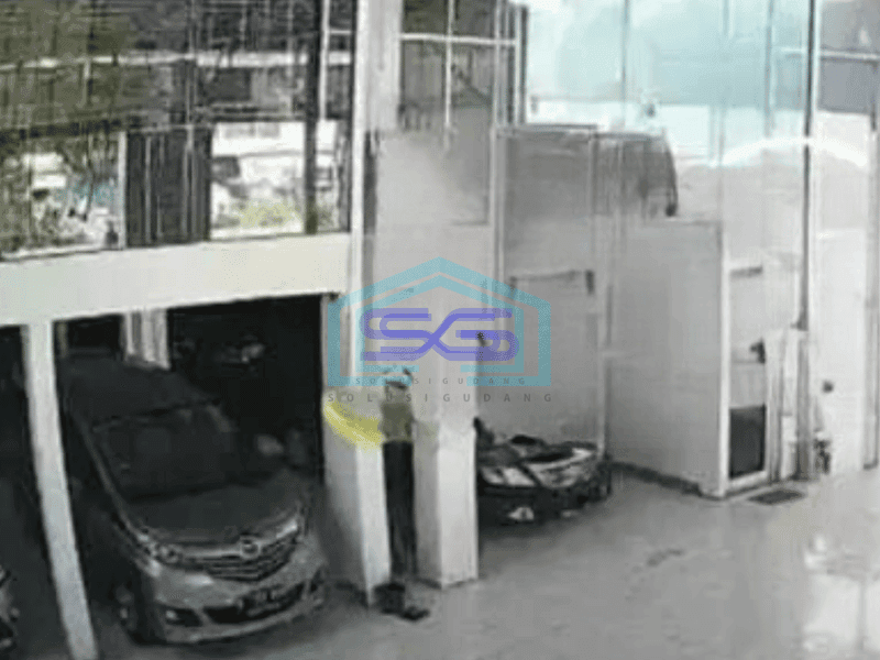 Dijual cepat ex showroom bisa untuk gudang di Jurumudi Tangerang