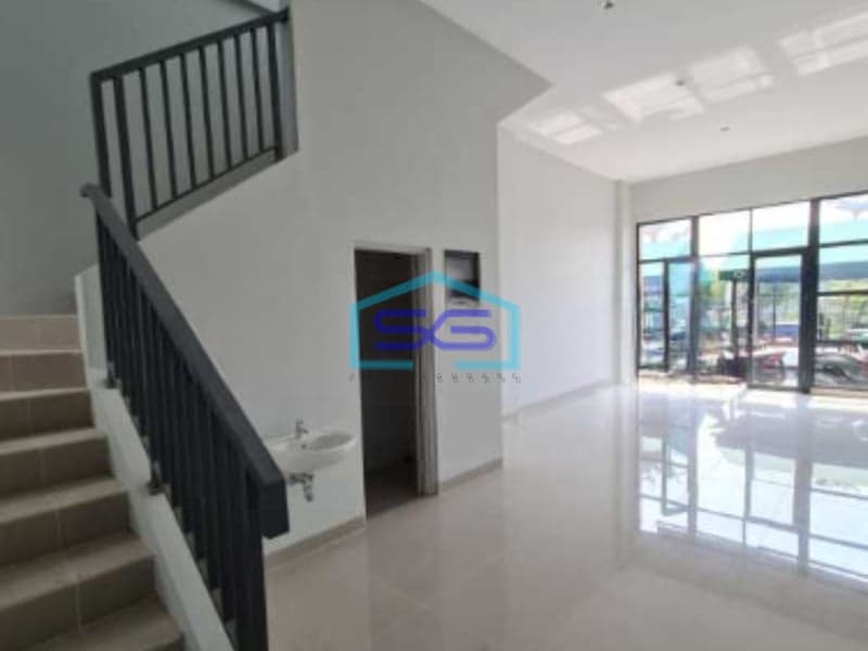 Disewakan Ruko Sunset Avenue Citra 8 Hadap Danau Jakarta Barat Citra Garden Luas Bangunan  99 m²