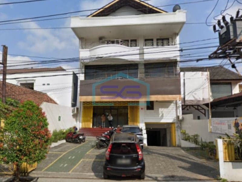 Disewakan Gedung 3 Lantai Plus Basement di Terban, Gondokusuman Yogyakarta LB 1200m2