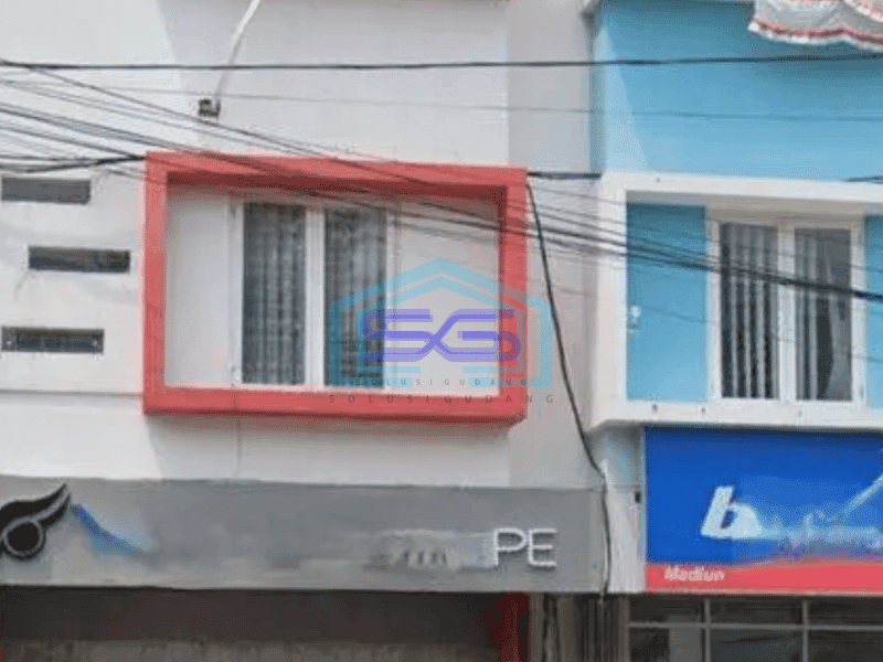 Disewakan ruko tiga lantai di madiun