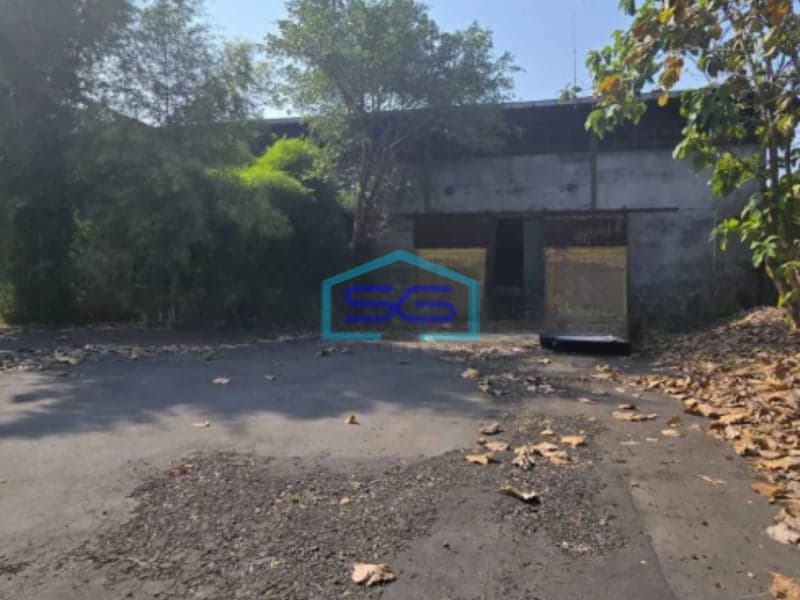 Disewakan Gudang Super Strategis di Jalan Raya Kebakkramat Palur Solo Bebas Banjir LB 690m2