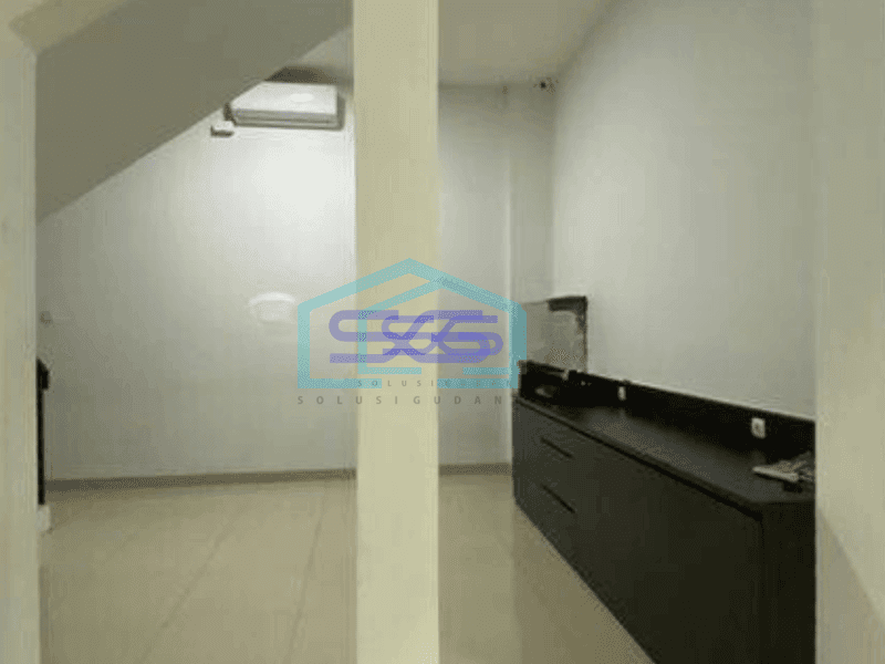Disewa Ruko Gandeng , 3,5 lantai, di Pluit/Muara Karang