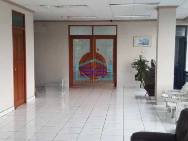 Dijual Kantor Luas Tanah 660 m² Lokasi di Jakarta Barat