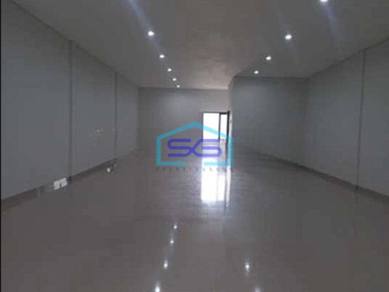 Disewakan Ruko Besar Strategis di mainroad Margacinta Buah Batu Bandung LT 435m2