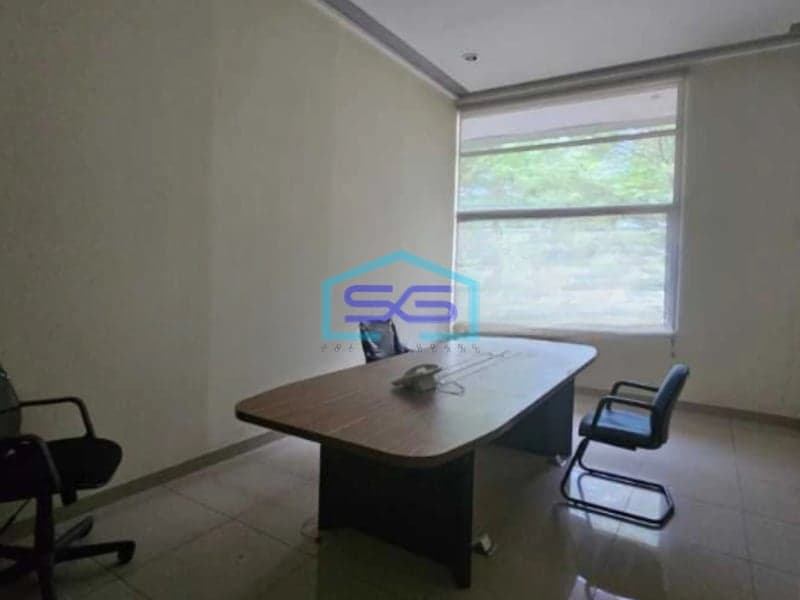 Disewakan Gudang Luas Bangunan  2300 m² Lokasi Tangerang Ada Kantor