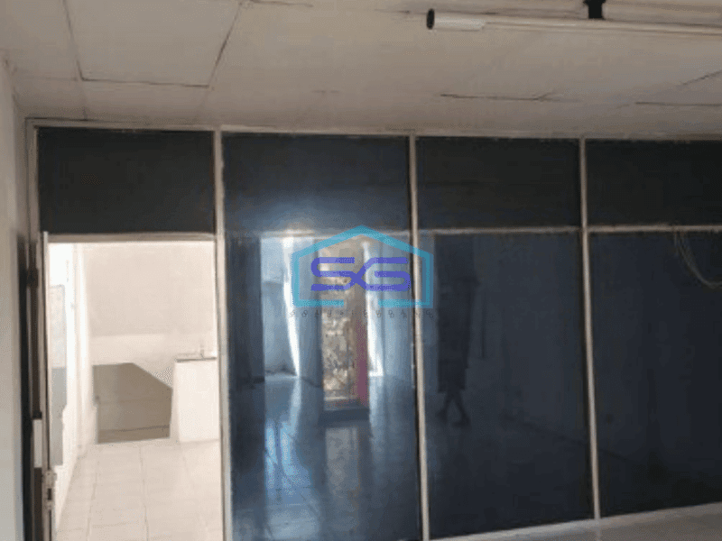 Disewakan Ruko 3 Lantai Lokasi Strategis di Karawaci Tangerang