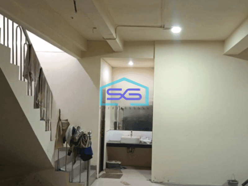 Disewakan Ruko Murah 2 Lantai Luas Bangunan  170 m² di Rawamangun Jakarta Timur