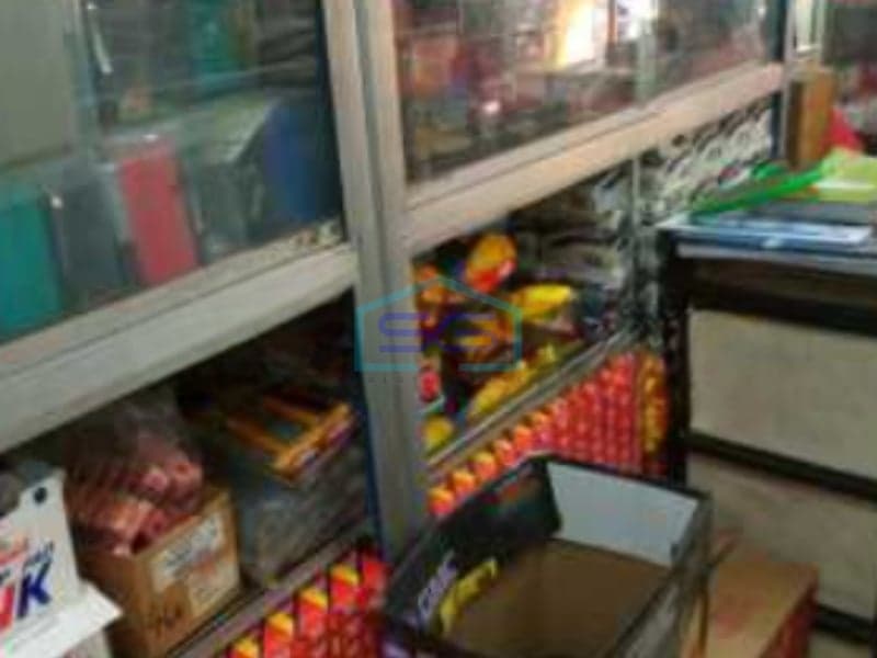 Dijual Ruko Luas Bangunan  550 m² Lokasi di Ciputat Tangerang Selatan