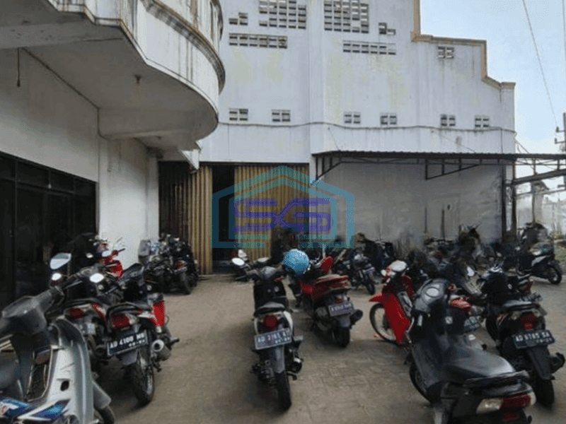 Disewa Gudang akses kontainer di jalan raya gatak mayang sukoharjo