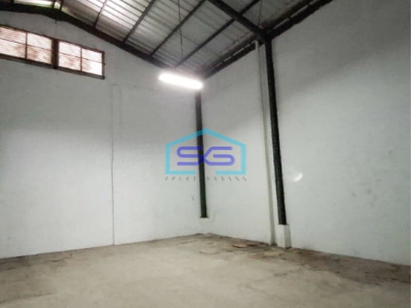 Disewakan Gudang Ada Kantor Luas Tanah 540 m² Lokasi di BSD Tangerang Kondisi Bagus