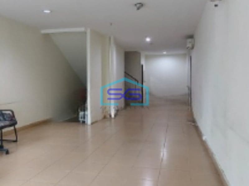 Disewakan Cepat Ruko Termurah Rapi Siap Pakai di Kebon Jeruk Jakarta Barat LB 202m2