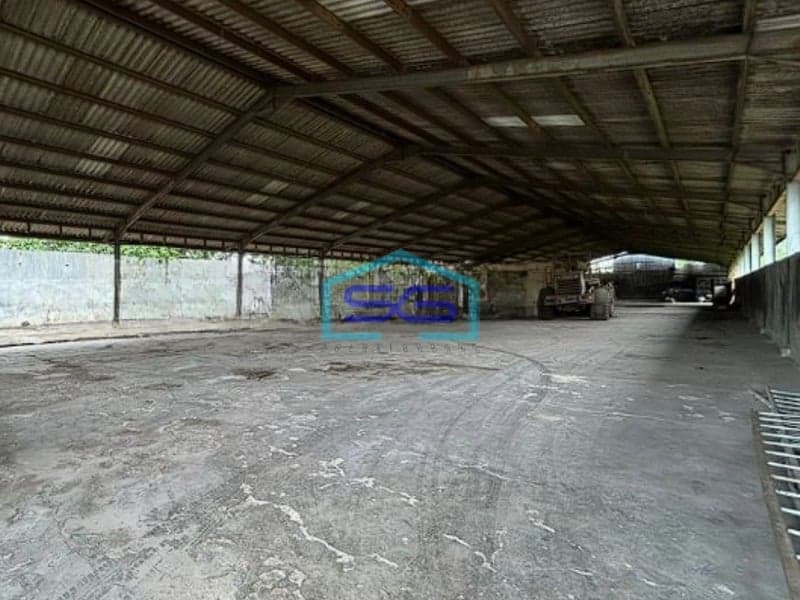 Disewakan Gudang Semi Terbuka Ex Pabrik Berikut Lahan Parkir Terbuka di Jalan Lodan Raya, Jakarta Utara