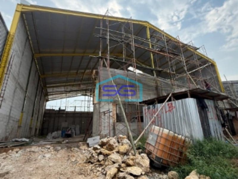 Disewakan Gudang Kavling Dpr Cipondoh Tangerang Siap Huni LB 600m2