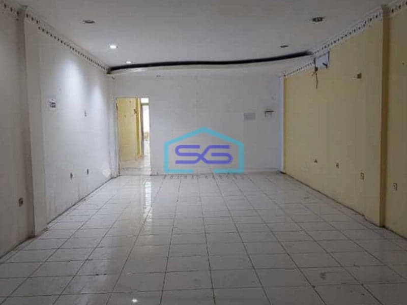 Disewakan Ruko di Taman Palem Lestari Jakarta Barat Bangunan 4 Lantai