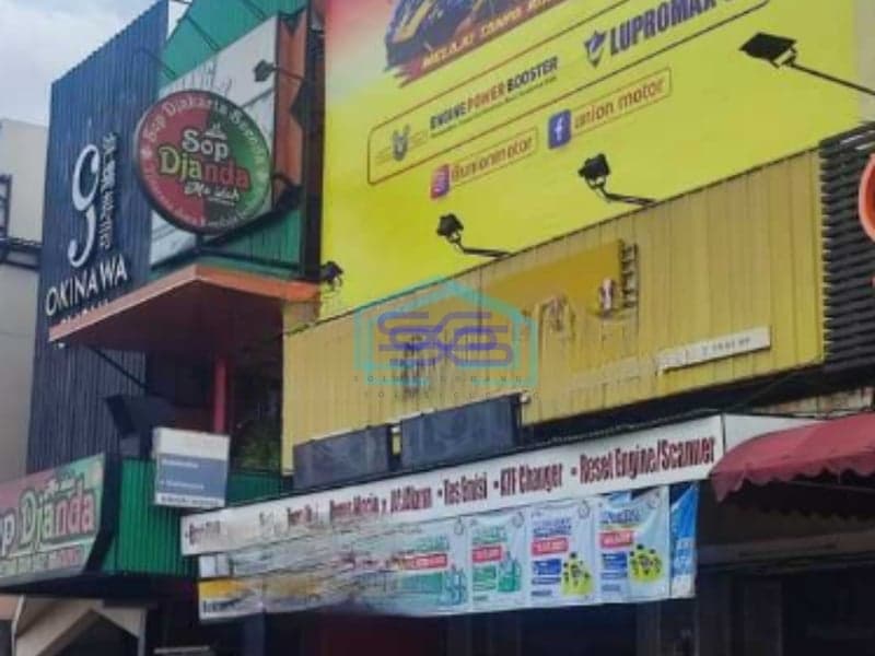 Disewakan Ruko Gandeng Boulevard Strategis di Summarecon Gading Serpong Tangerang Luas Bangunan  600 m²