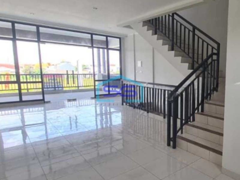 Disewakan Ruko 3 Lantai Di Summarecon Crown Gading Bekasi Luas Bangunan 194m2