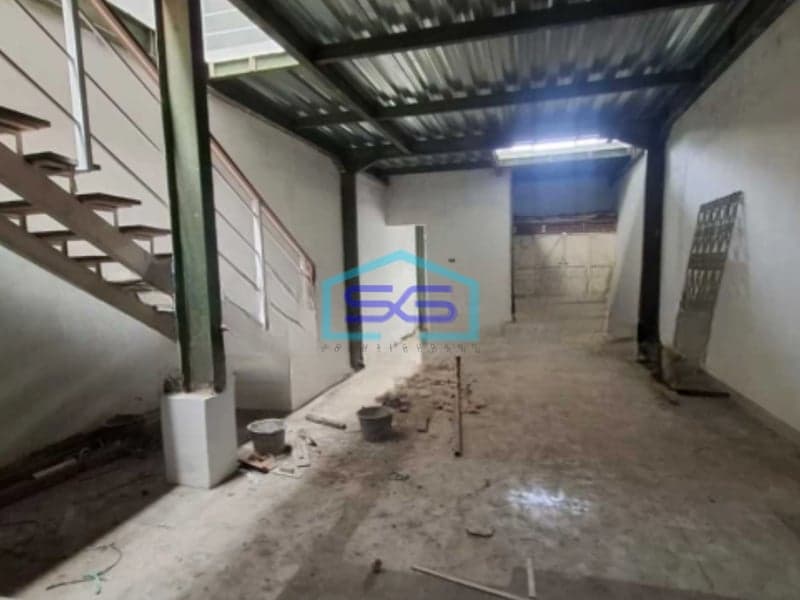 Disewakan Ruang Usaha Luas Bangunan 135 m² Lokasi Pasteur Bandung