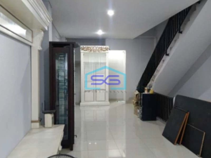Disewakan Ruko Di Jl. Greenville Raya Luas Bangunan 350m² di Jakarta Barat