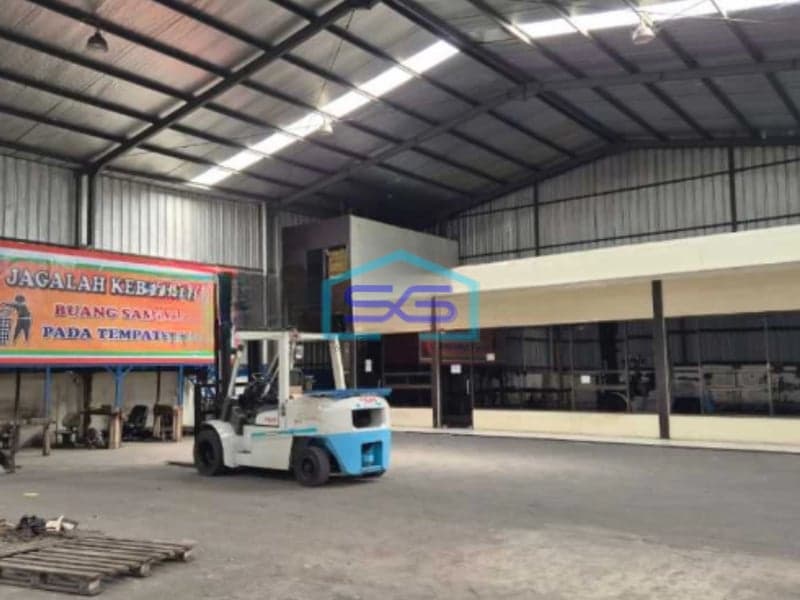 Dijual Gudang di Cipeucang Tunggilis Jalan Provinsi Cileungsi Bogor LT 3775m2