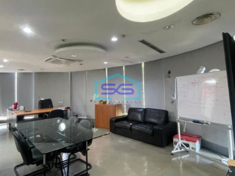 Dijual Kantor Luas Tanah 1695 m² Lokasi Bebas Banjir di Jakarta Selatan