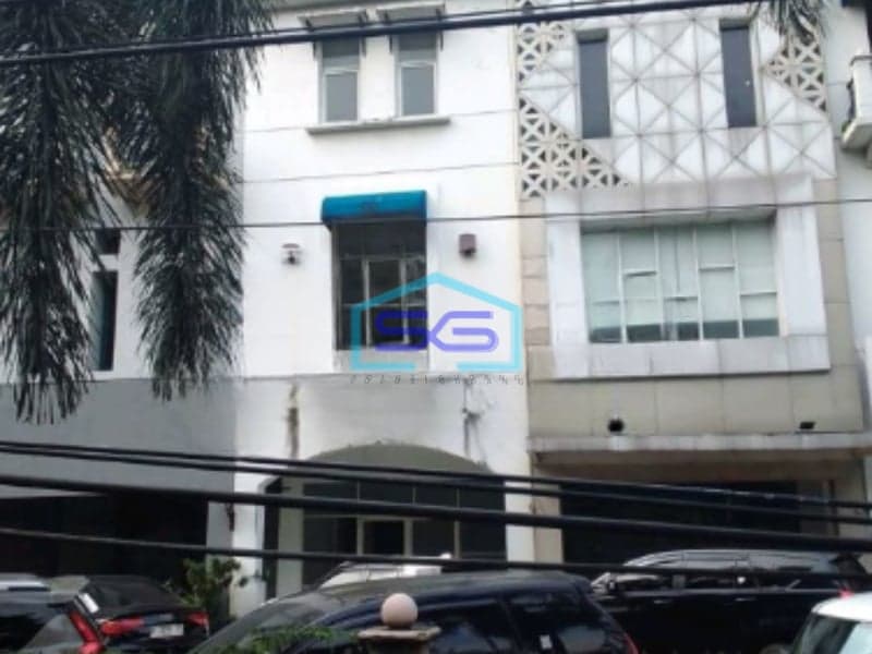 Di Sewakan Ruko Di Daerah Komersil Pondok Indah Jakarta Selatan Luas Bangunan  210 m²