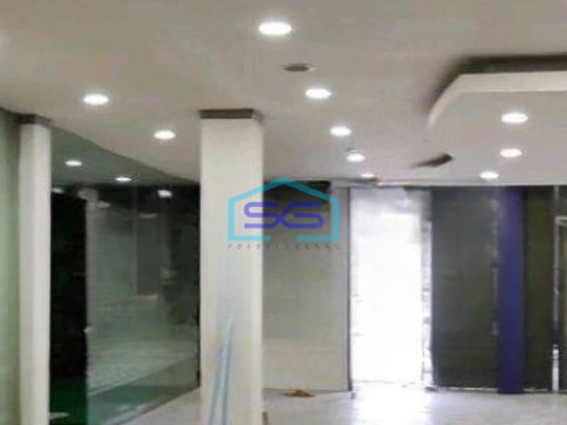 Disewakan Ruko di Gajah Mada Jakarta Pusat Luas Bangunan 800 m²