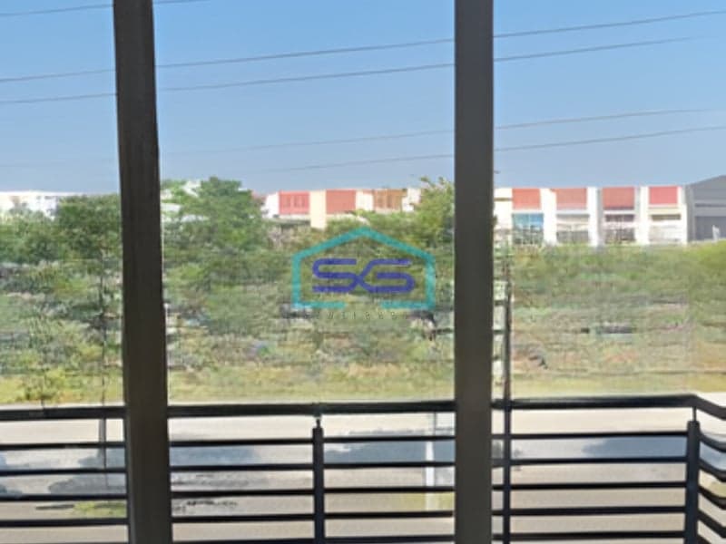 Disewakan Ruko 3 Lantai Luas Bangunan  115 m² Lokasi Bebas Banjir di Harapan Indah Bekasi