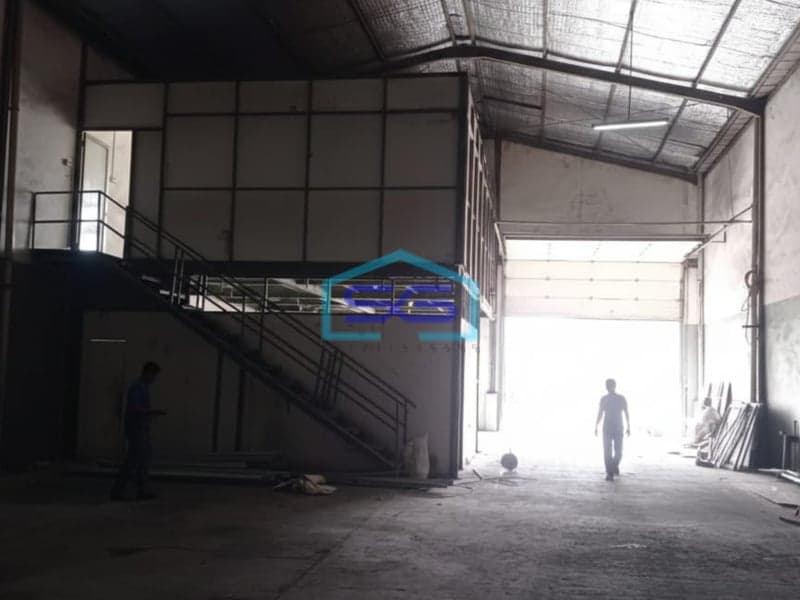 Disewakan Gudang Luas Di Bizzpark Cakung Jakarta Timur Luas Bangunan 397m2