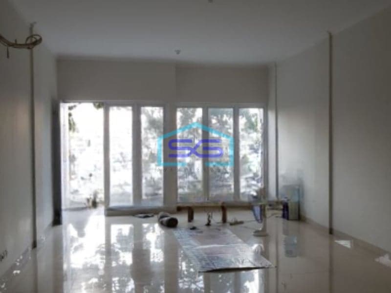 Dijual Ruko 3 Lantai Luas Tanah  100 m² Lokasi Cengkareng Jakarta Barat Kondisi Bangunan Baru