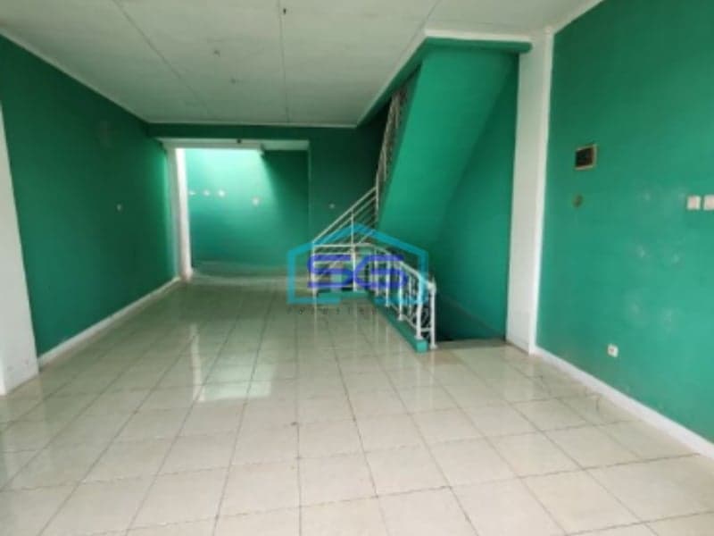 Disewakan Ruko Bagus di Bulevar Hijau Kota Harapan Indah Bekasi Luas 57m2