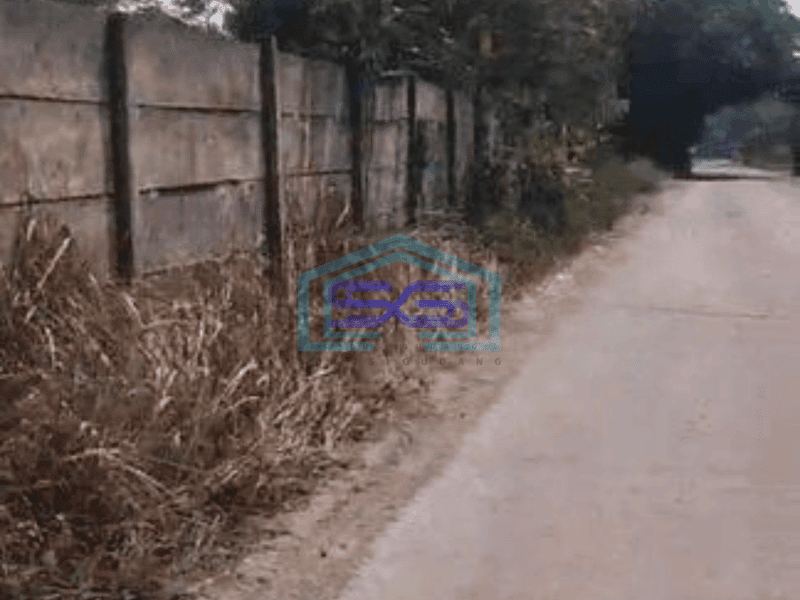 Disewakan Lahan kosong cocok untuk pool truk, bis dan fungsi lain