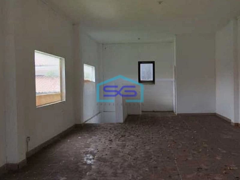 Dijual Ruko 2 Lantai di keramaian Raya Semer, Kerobokan Badung Bali LB 180m2