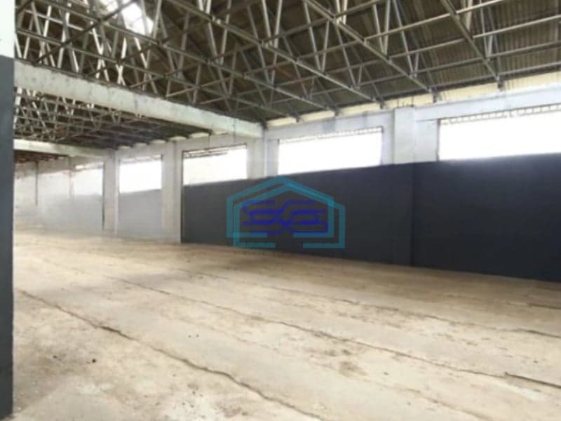 Disewakan Gudang Ada Kantor Luas Bangunan 5000 m² Lokasi di Bogor