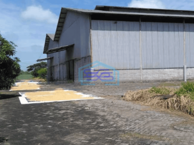 Dijual Udang Ex Pabrik Obat Nyamuk Jl pertamina Wringin Anom Luas Bangunan 3105 m²