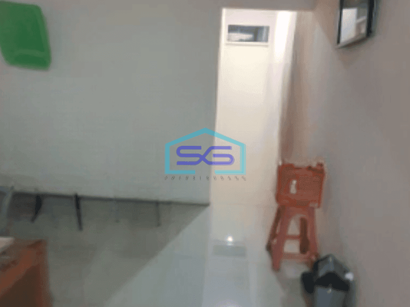 Disewakan Ruko Luas Bangunan  240 m² di Bandengan Jakarta Utara Area Parkir Luas