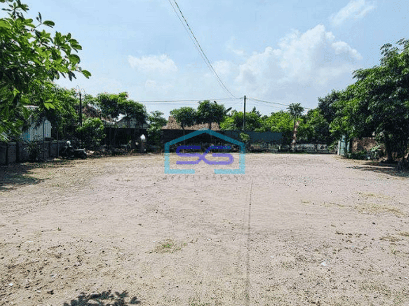 Disewakan Gudang Strategis Murah Area Parkir Luas di Kediri LT 3000m2