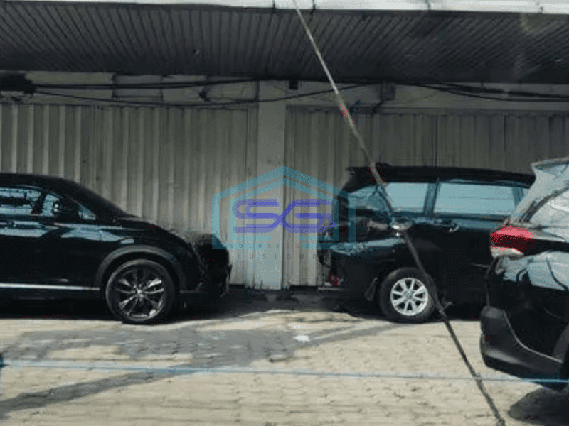 Disewakan ruko tiga lantai di surabaya