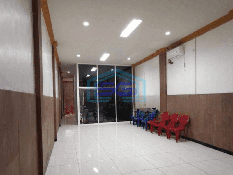 Disewakan ruko dua lantai di pusat kota mojokerto