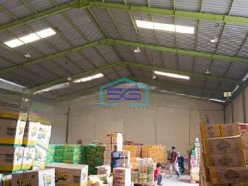 Disewakan Gudang Area Parkir Luas Lokasi Tangerang