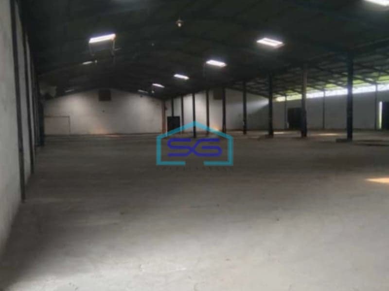 Disewakan Gudang Akses Container 40 Feet Luas Tanah  8000 m² di Tangerang