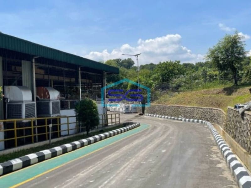 Dijual Ex Pabrik Aki Di Daerah Cicadas Gunung Putri Bogor LT 17000m2 Siap Huni