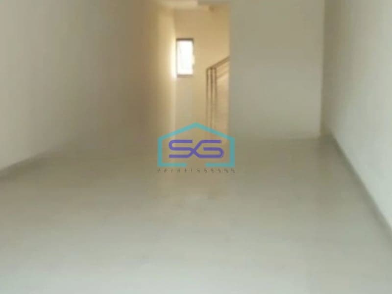 Disewakan Ruko Luas Tanah 131 m² Lokasi Strategis di Pos Pengumben Jakarta Barat