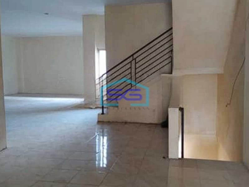 Dijual Murah Ruko Gandeng di Royal Palace Tebet Jakarta Selatan LB 748m2