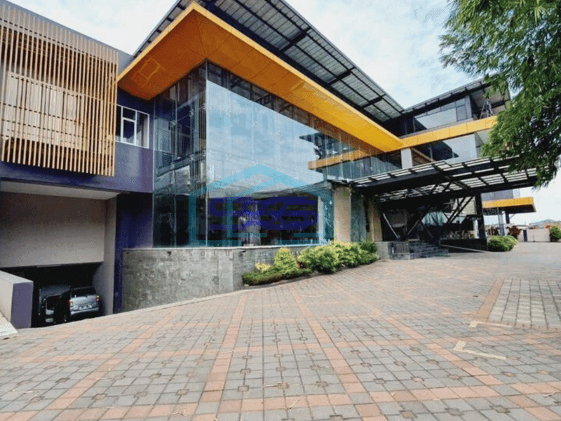 Dijual Gedung  Sangat Premium di Pusat Kota Cimahi