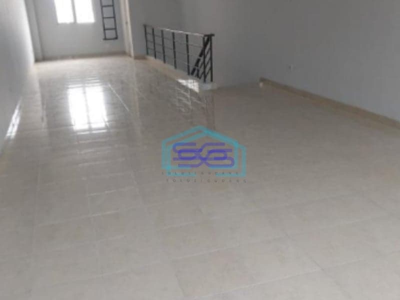 Disewakan Ruko Hadap Jalan Raya di Mendrisio Gading Serpong Tangerang Luas Bangunan  240 m²