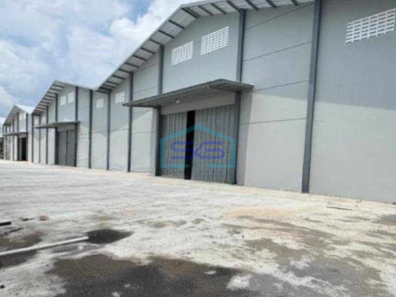 Disewakan Gudang Bebas Banjir Luas Tanah 5610 m² Lokasi di Semarang Barat