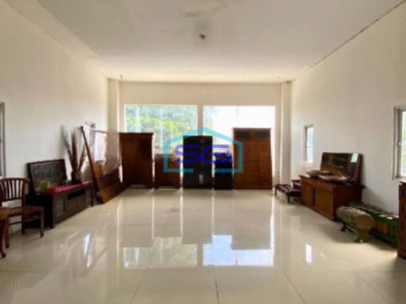 Disewakan Ruko Siap Pakai di Area Ramai Kemang Jakarta Selatan LB 200m2