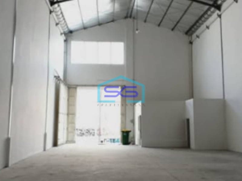 Disewakan 2 Gudang jejer Baru Kawasan Pergudangan Driyorejo Gresik Jawa Timur Luas Bangunan 330m2