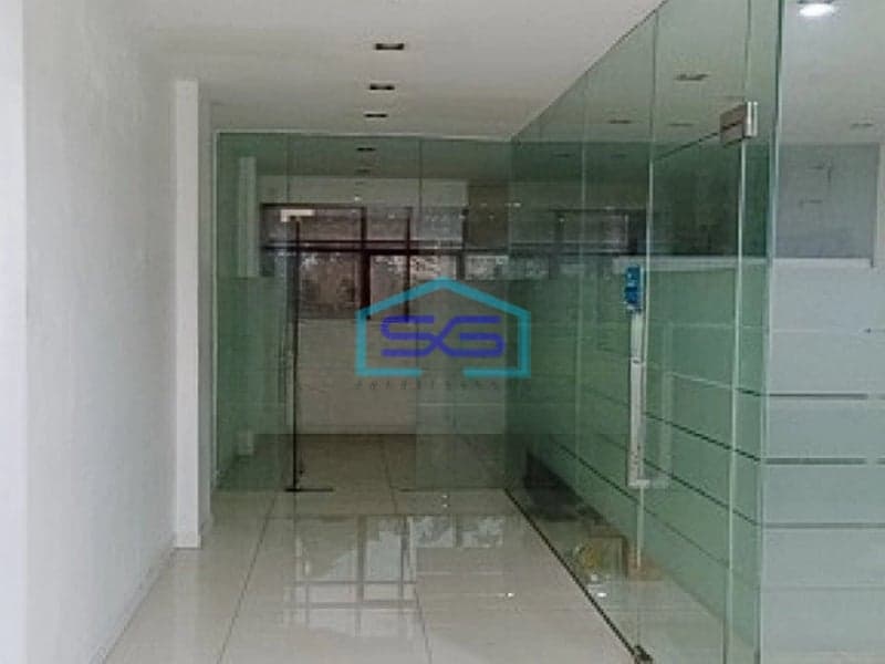 Disewakan Ruko Siap Pakai Cocok Buat Kantor Dan Usaha di Roxy, Jakarta Pusat LB 279m2